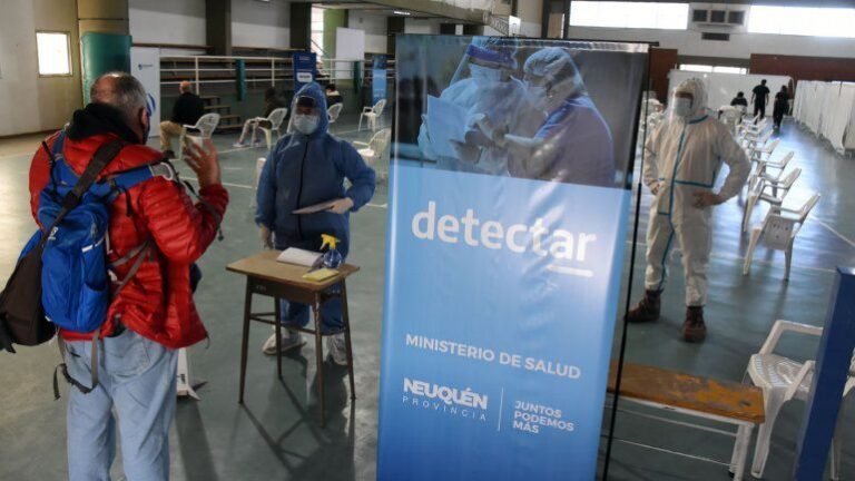 COVID: Neuquén cerró el sábado con 186 casos y cuatro muertes
